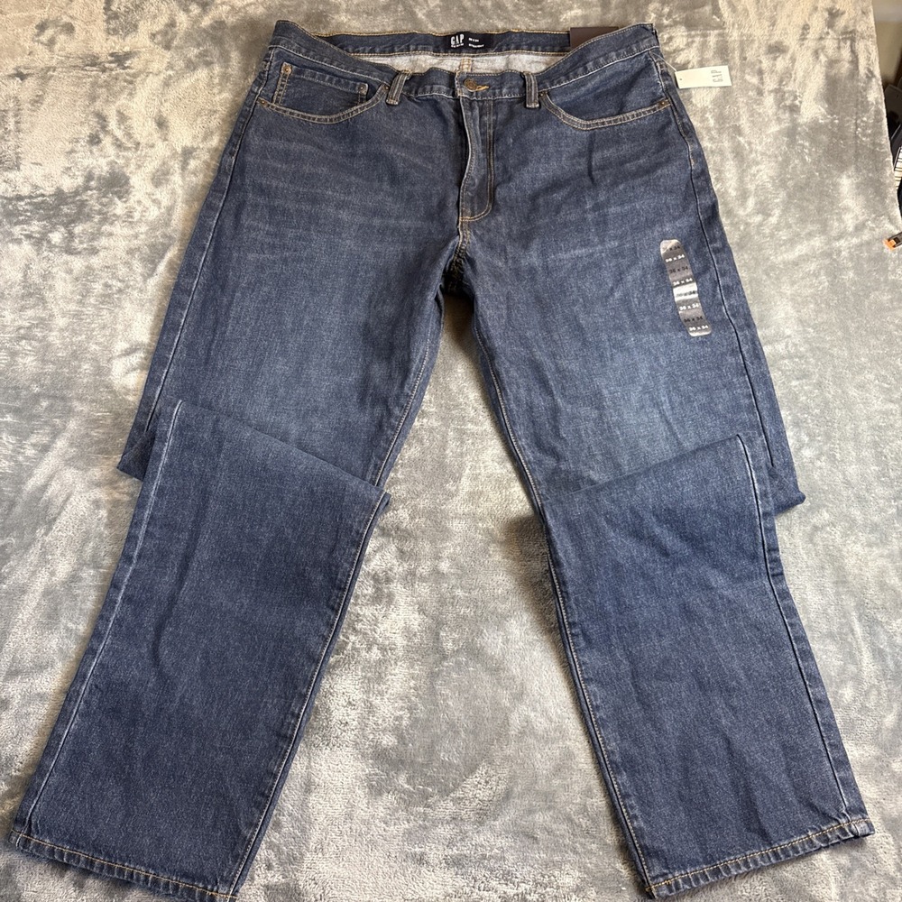 NWT GAP Men Mid Rise Straight Leg Jeans Size 36x34 Blue Denim